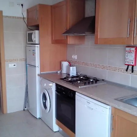 Remarkable 1-bed In Olhos De Agua Albufeira