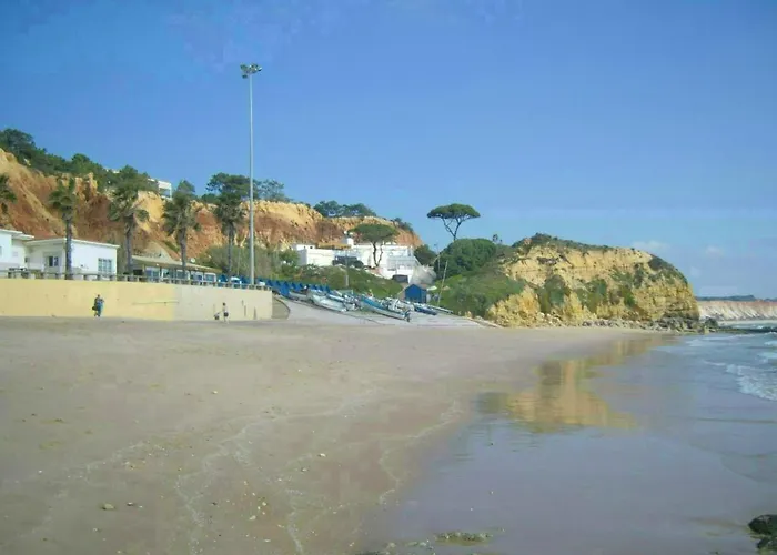 Remarkable 1-bed In Olhos De Agua *