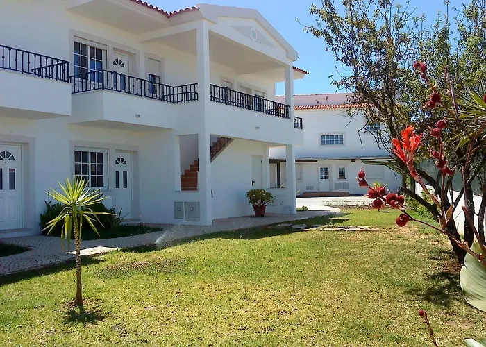 Remarkable 1-bed In Olhos De Agua *