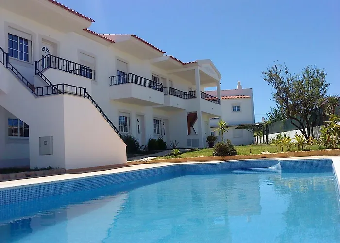 Remarkable 1-bed In Olhos De Agua Apartamento Albufeira