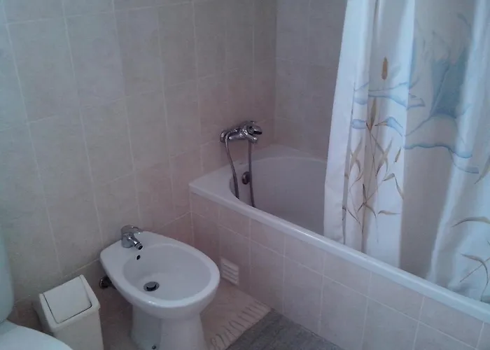 Remarkable 1-bed In Olhos De Agua