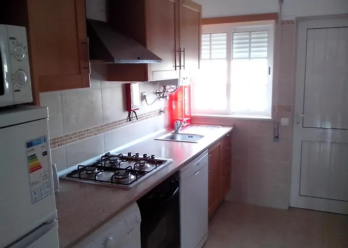 Апартаменты Remarkable 1-bed In Olhos De Agua *