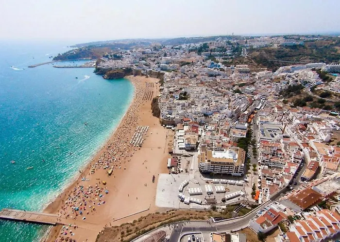 Remarkable 1-bed In Olhos De Agua